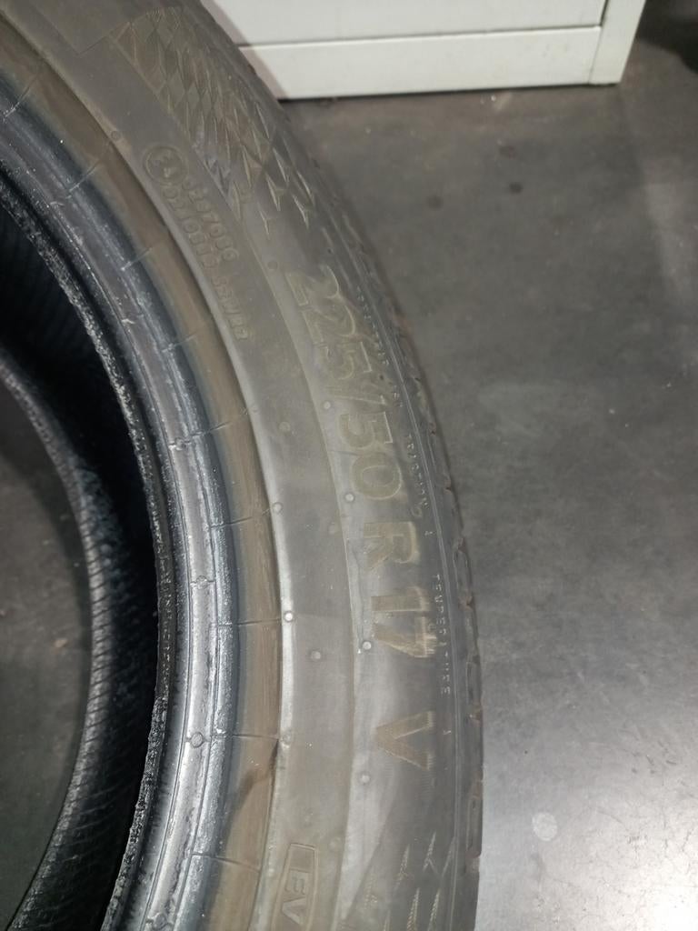 225/50R17 94V  continental 2x, Autos : Pièces & Accessoires, Pneus & Jantes, Enlèvement ou Envoi, Utilisé, Pneu(s)