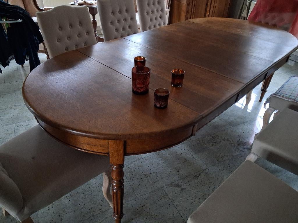 Antieke tafel eetkamer, Enlèvement