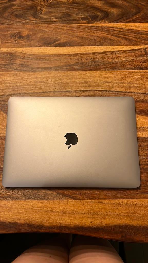 Macbook Air 2020, 256 GB, 13 inch, Refurbished, Ophalen of Verzenden