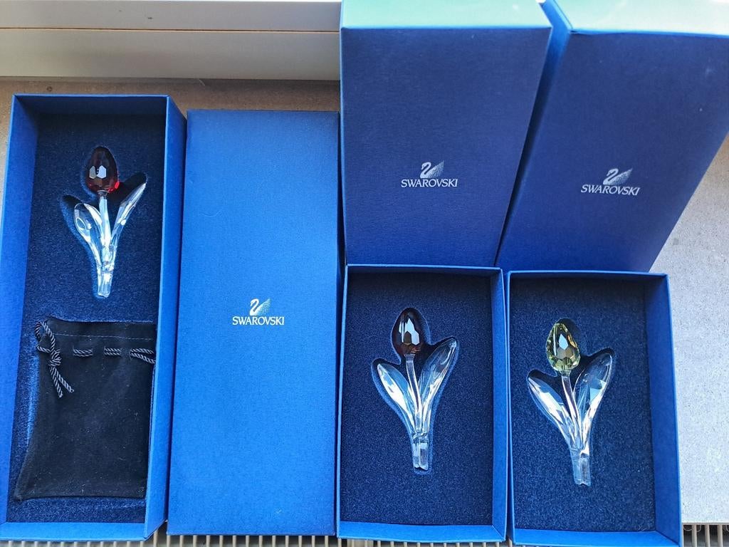 Swarovski set van 3 tulpen, Verzamelen, Swarovski, Ophalen, Zo goed als nieuw