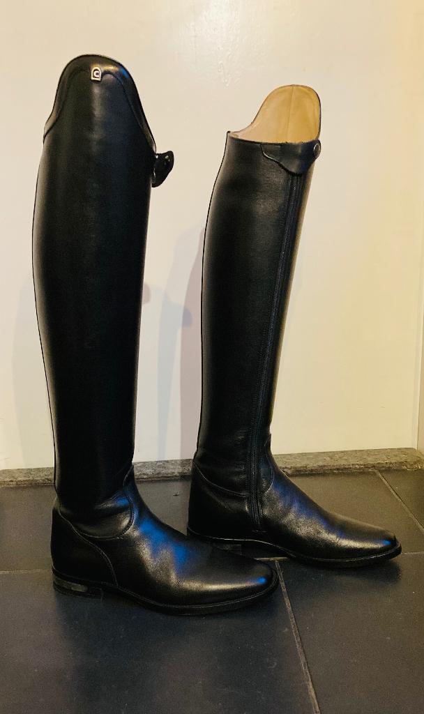 GLOEDNIEUWE CHIQUE RIJLAARZEN., Enlèvement ou Envoi, Neuf, Dressage, Chaussures