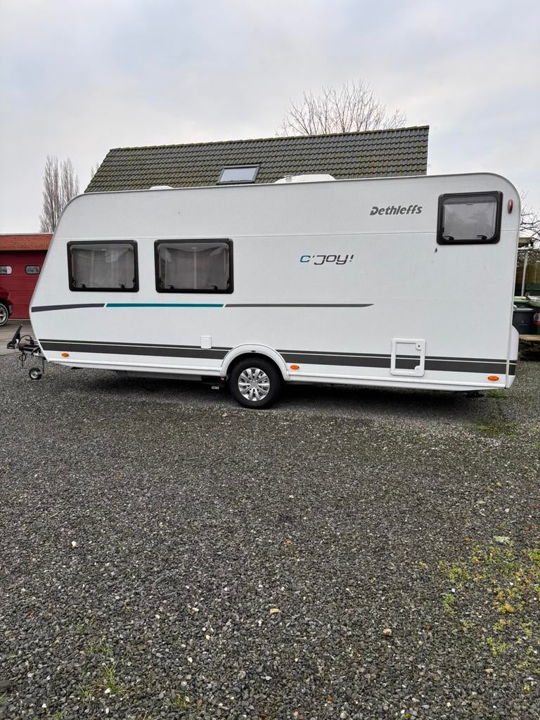 Detcleffs c’joy 480 bouwjaar 2023 max 1500 kg laad vermogen, Caravans en Kamperen, Hordeur, Stapelbed, Treinzit, Particulier