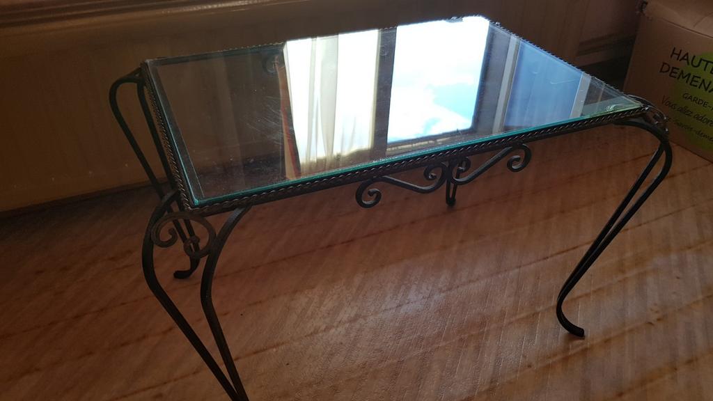 Table fer forgé fait maison , plateau verre, Maison & Meubles, 25 à 50 cm, Fer forgé verre, 50 à 100 cm, Comme neuf