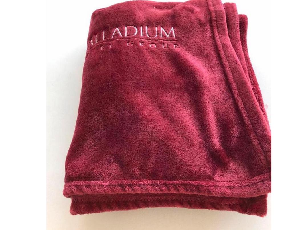 Fleece deken plaid, Maison & Meubles, Accessoires pour la Maison | Plaids & Couvertures, Comme neuf, Enlèvement