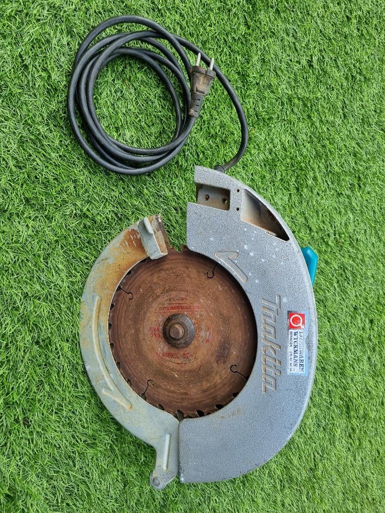 Makita cirkelzaag 266mm - SR2600, Doe-het-zelf en Bouw, Gebruikt, Cirkelzaag, Ophalen of Verzenden, Makita