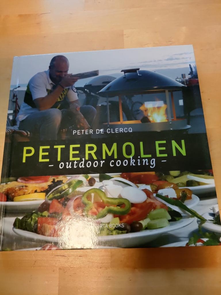 Petermolen - outdoor cooking, Boeken, Overige typen, Peter De Clercq, Ophalen of Verzenden, Zo goed als nieuw