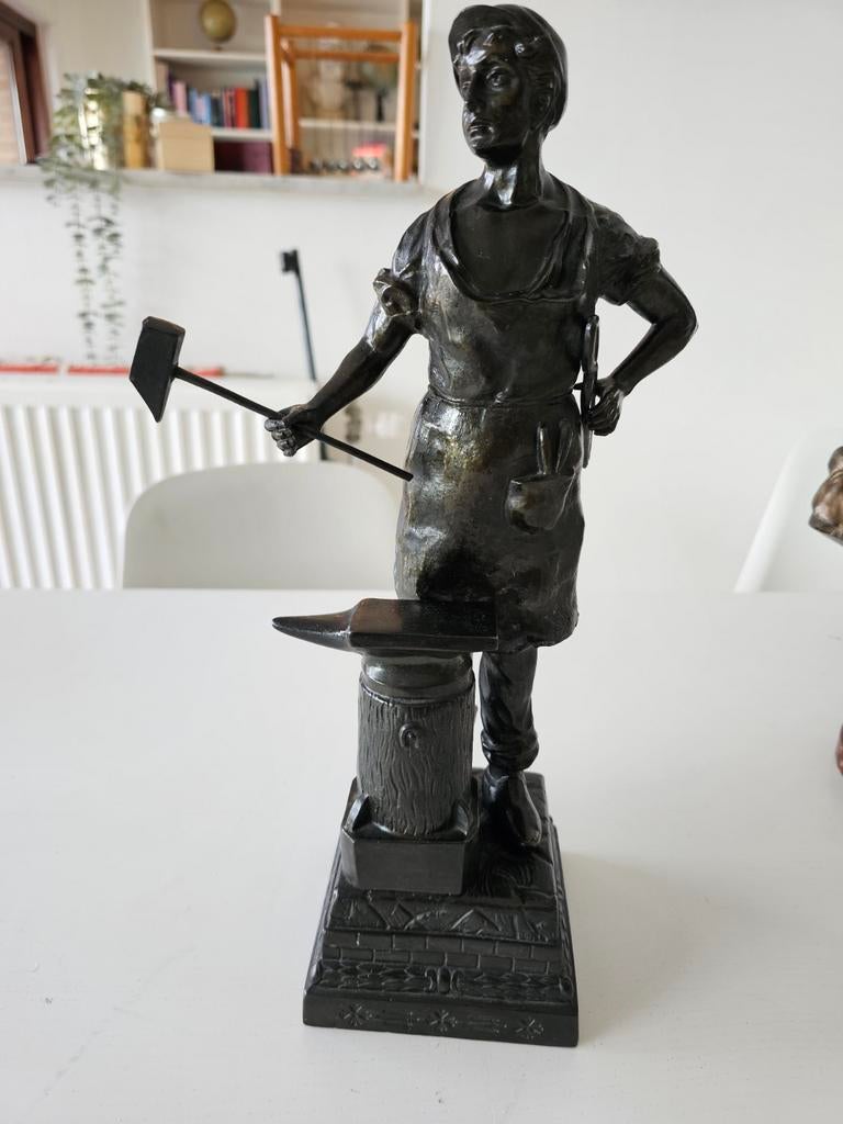 beeld in  (zamak) smid, Ophalen of Verzenden