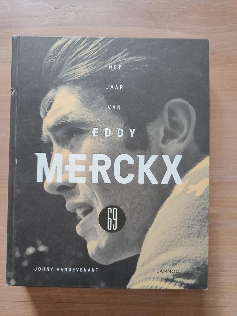 Johny Vansevenant - Het jaar van Eddy Merckx 69, Livres, Livres de sport, Comme neuf, Enlèvement ou Envoi