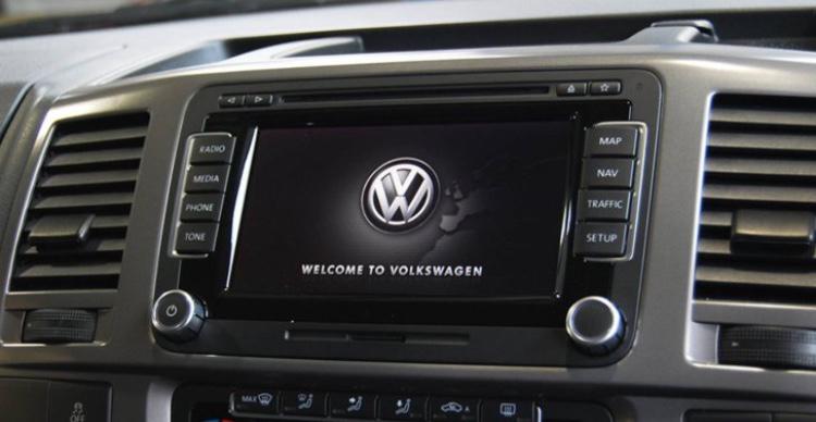 Réparation radio gps VW AMAROK Navigation 2H0035680A RNS 510, Autos : Divers, Autoradios, Neuf, Enlèvement ou Envoi