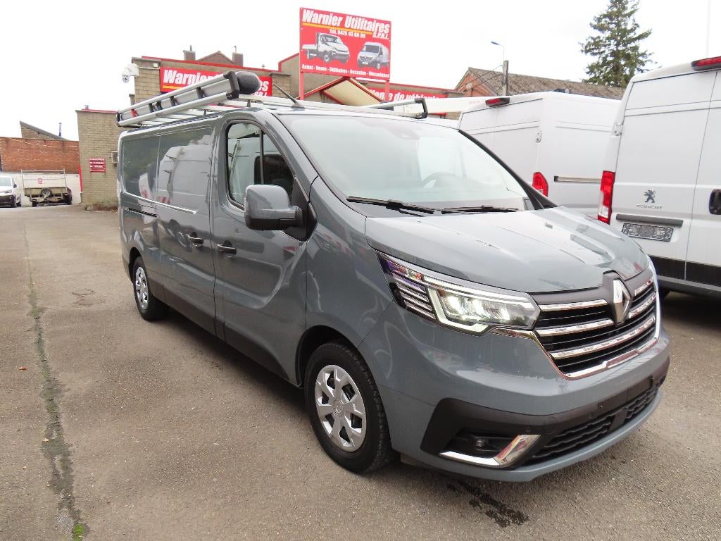 Renault Trafic L2H1 Automatique 22750€ HTVA, Autos, Argent ou Gris, Achat, Entreprise, 3 places