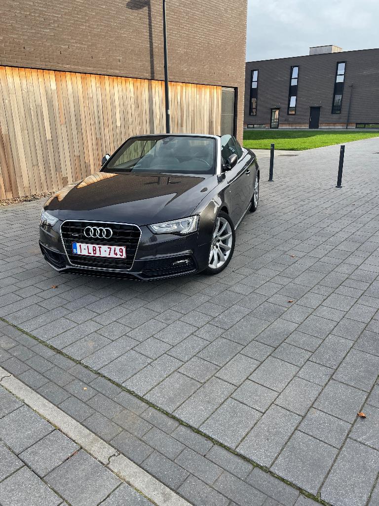 Audi a5 cabrio, Autos, Cuir, Euro 6, Cabriolet, Attache-remorque