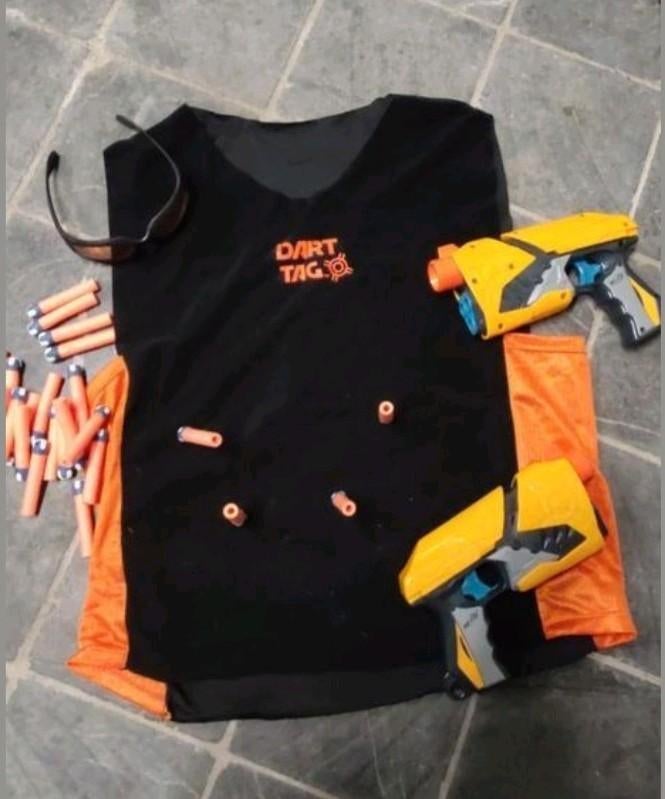 Ensemble de fléchettes Nerf, pistolet, flèche, lunettes et c, Enlèvement ou Envoi, Comme neuf