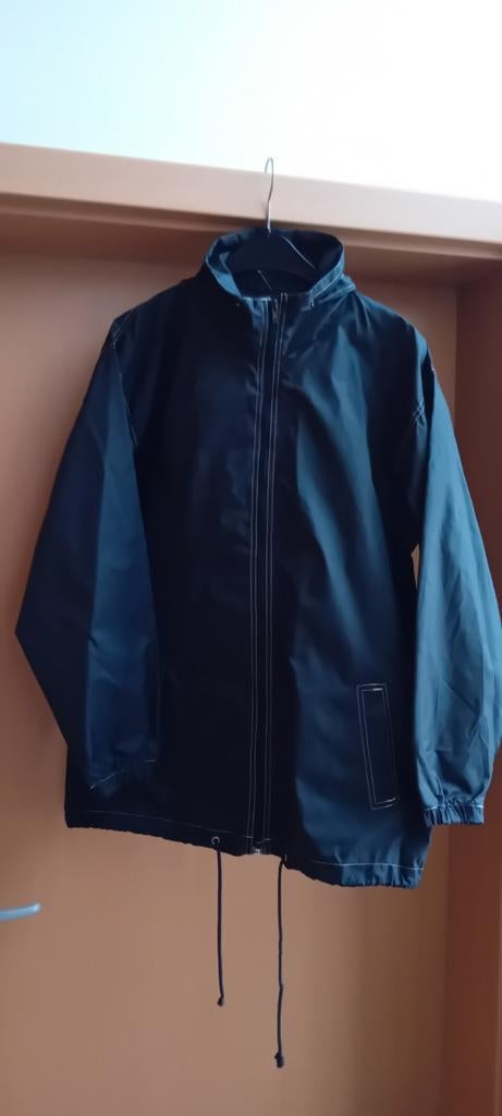 Veste noire légère imperméable (mixte), Caravanes & Camping, Vêtements de pluie, Enlèvement ou Envoi, Comme neuf, Imperméable