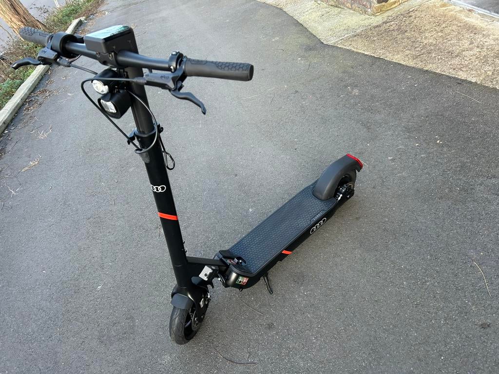 Audi by egret elektrische scooter, Fietsen en Brommers, Steps, Nieuw, Ophalen