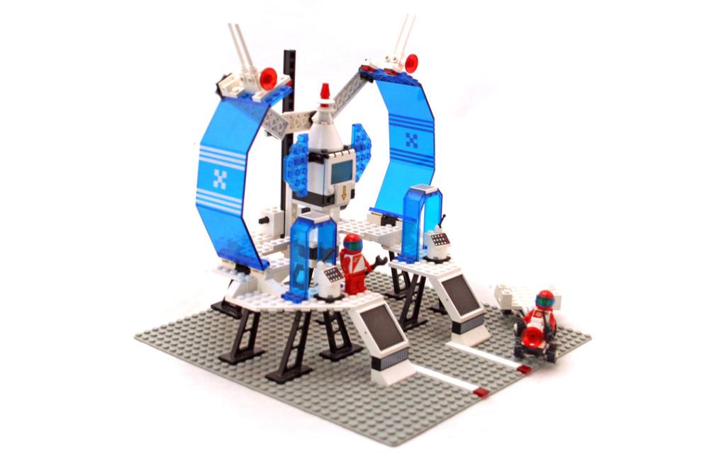 4 sets van LEGO Space Futuron 6810 6830, Ophalen of Verzenden, Zo goed als nieuw, Complete set, Lego