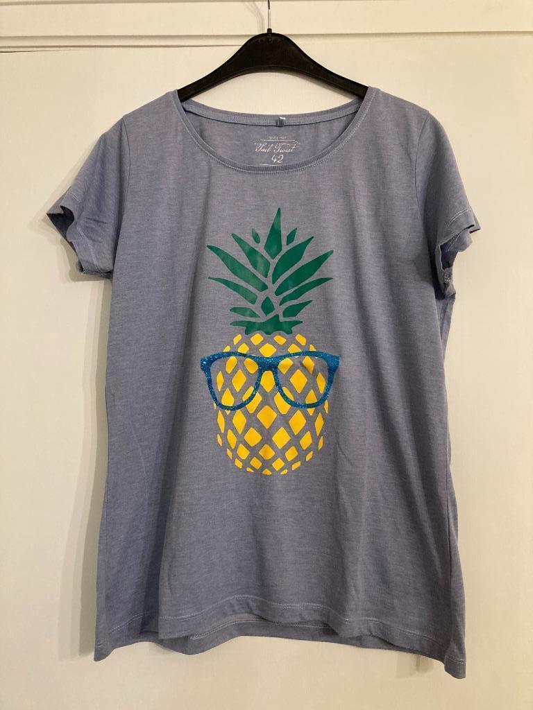Licht blauwe T-shirt met ananas - Zeeman - maat 42, Blauw, Zeeman, Maat 42/44 (L), Ophalen of Verzenden