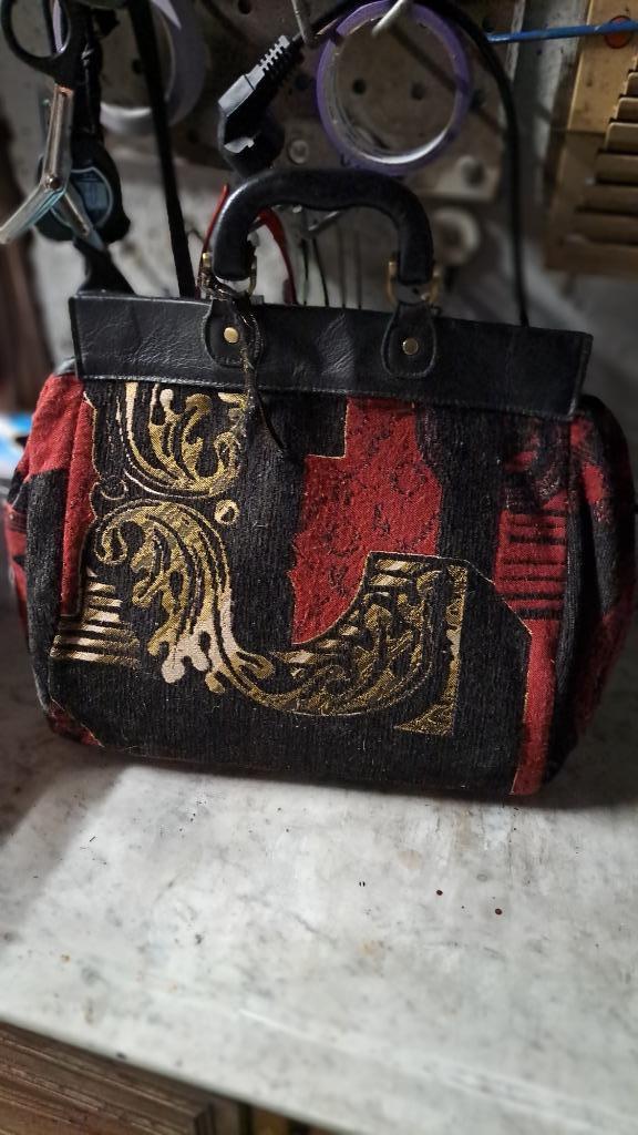 Sac Desigual rouge et noir, Enlèvement ou Envoi, Comme neuf, Rouge, Autres types
