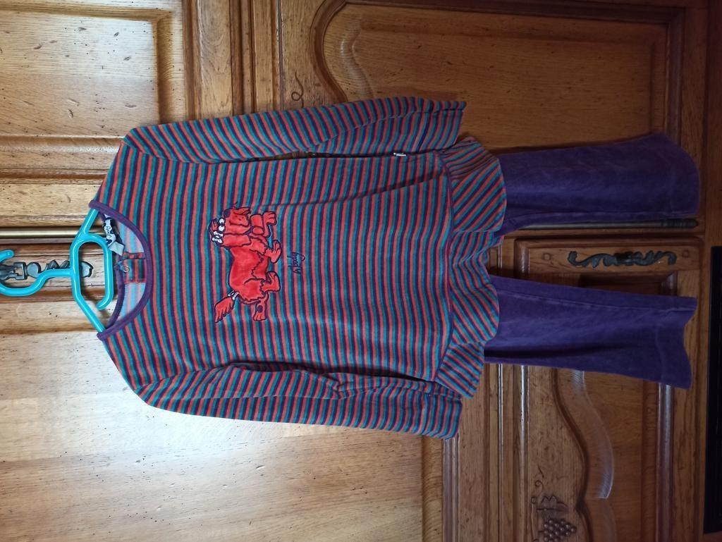 Warme winter pyjama in velours, maat 116 of 6jaar., Enfants & Bébés, Enlèvement ou Envoi, Comme neuf