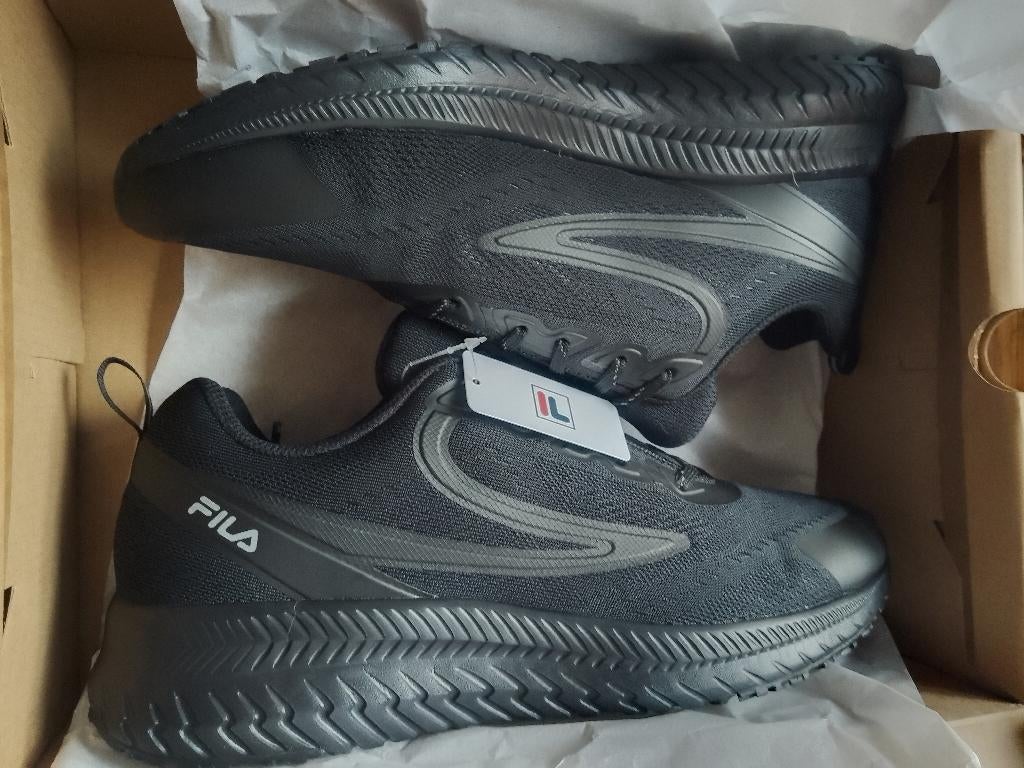 nieuw 46 Fila RGB fuse black in doos, Kleding | Heren, Schoenen, Verzenden, Zwart, Nieuw, Sneakers