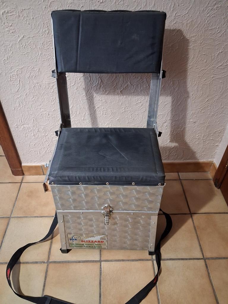 Panier de pêche avec dossier