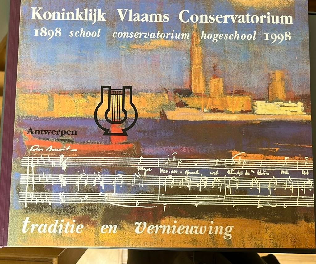 Koninklijk Vlaams conservatorium van 1898 tot 1998, Ophalen of Verzenden, Zo goed als nieuw