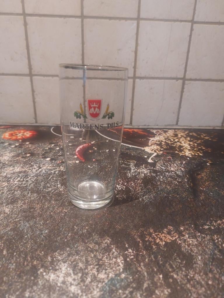 Petit verre à bière de Martens Lager Bocheld, Collections, Verres & Petits Verres, Enlèvement ou Envoi, Comme neuf, Verre à bière