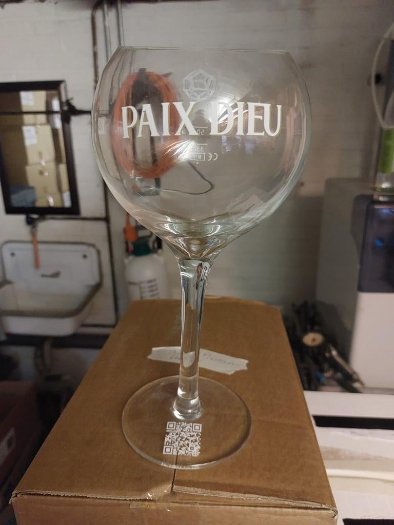 Paix dieu glas, Verzamelen, Biermerken, Ophalen of Verzenden, Zo goed als nieuw