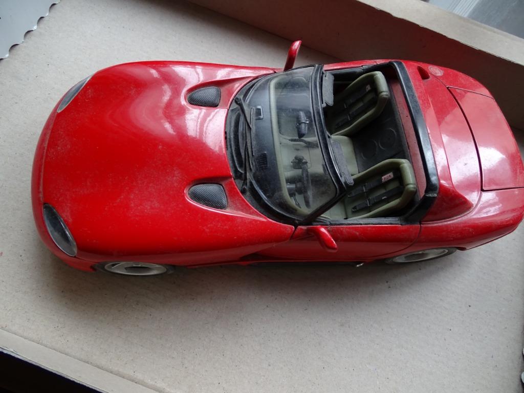 burago Viper RT10 rood, Hobby en Vrije tijd, Ophalen of Verzenden, Gebruikt, Auto, Burago