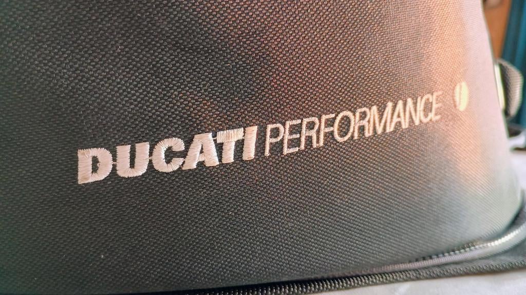 Ducati performance tanktas om helm te vervoeren, Ophalen of Verzenden