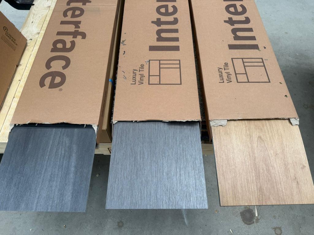 Goedkope PVC tegels, €1,50 WEG=WEG. 3 kleuren, Ophalen of Verzenden, Nieuw