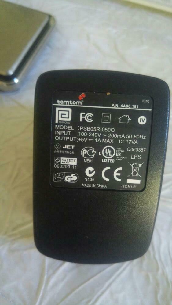 Chargeur Lader Adapter tomtom 5v 1a PSB05R-050Q, Telecommunicatie, Mobiele telefoons | Blackberry, Ophalen of Verzenden, Zo goed als nieuw
