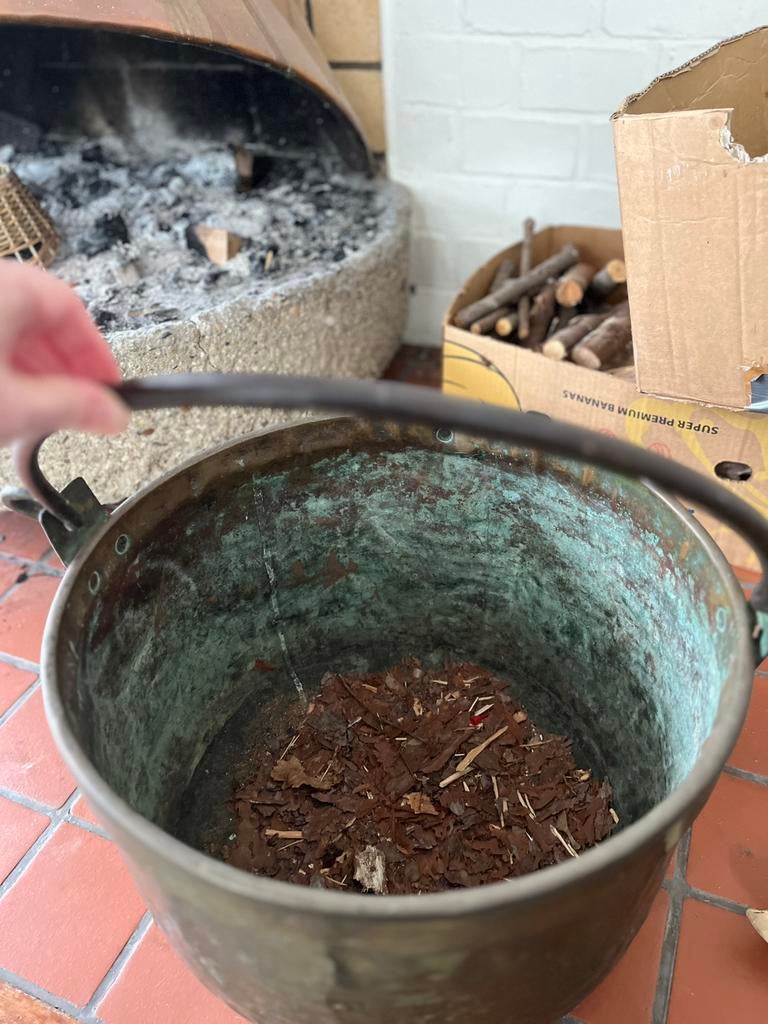 Grote koperen ketel, Enlèvement, Utilisé