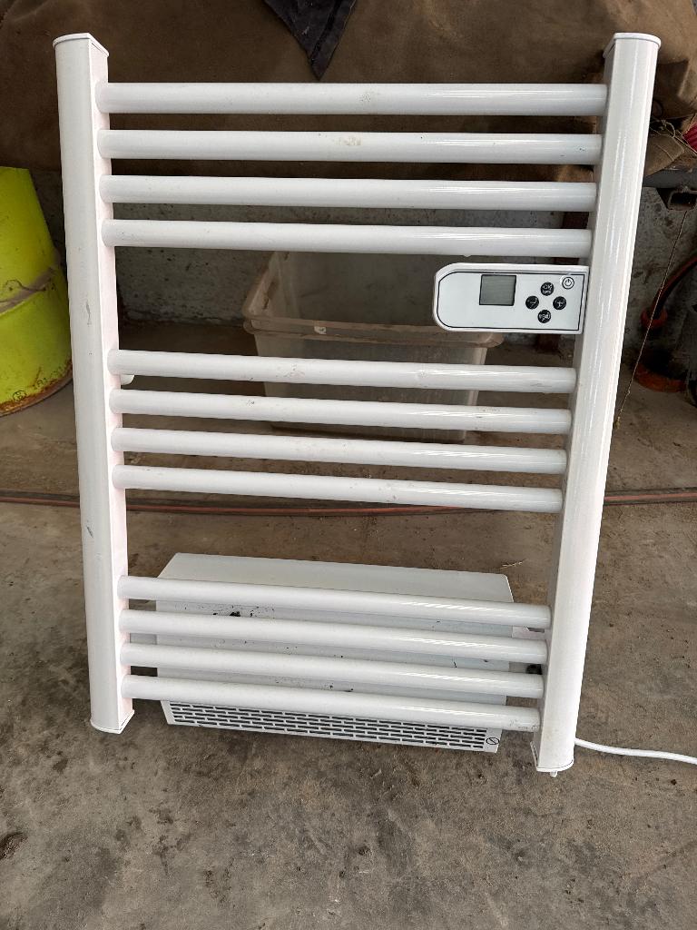 Chauffage électrique essuie, Enlèvement, Utilisé