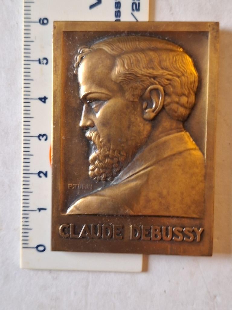 Bronzen medaille Claude Debussy door P. Turin uit 1932, Postzegels en Munten, Penningen en Medailles, Ophalen of Verzenden