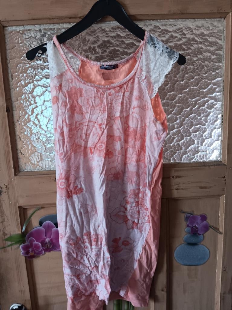 T-shirts orange Desigual, Sans manches, Enlèvement ou Envoi, Taille 36 (S), Comme neuf