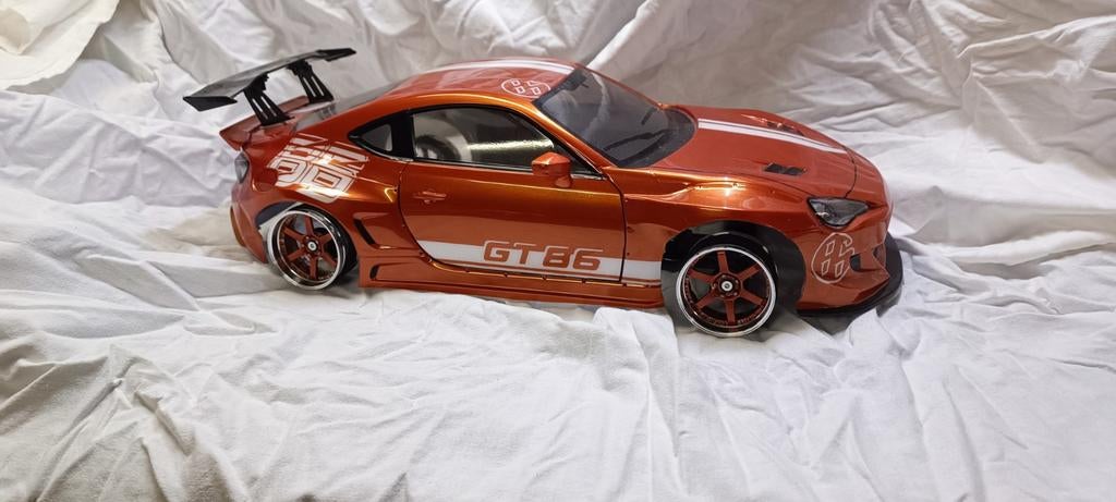 Carrosserie RC 1/10 Toyota GT 86 Pandem avec suspension, Enlèvement ou Envoi
