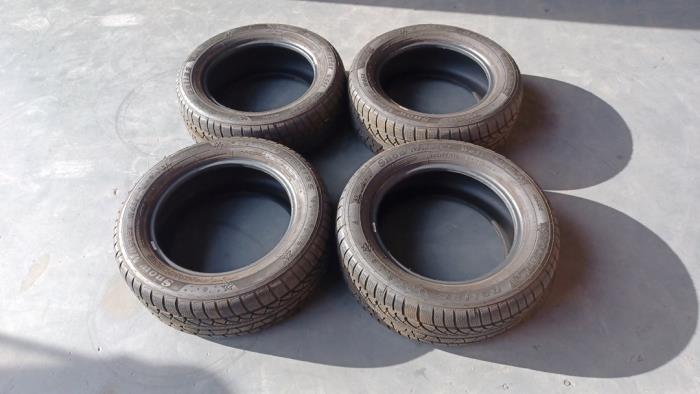 Bandenset van een Audi A4, Auto-onderdelen, Banden en Velgen, Gebruikt, -, -, Ophalen of Verzenden