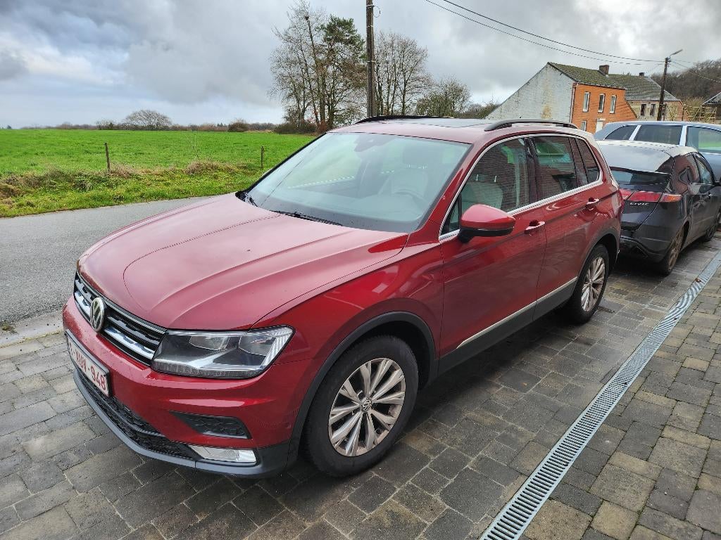 Volkswagen Tiguan 1.4 TSI ACT Comfortline BMT 2017, Autos, Achat, Boîte manuelle, Entretenue par le concessionnaire, 5 portes