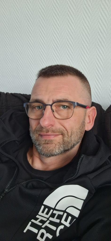 Massage, Diensten en Vakmensen