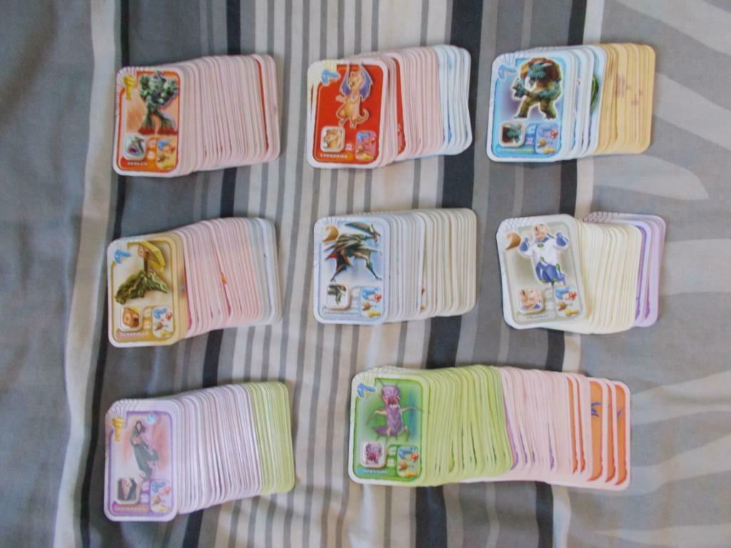 Lot de 669 cartes Spinning Monsters - Jeu de cartes - Match, Enlèvement ou Envoi, Comme neuf, Cartes en vrac