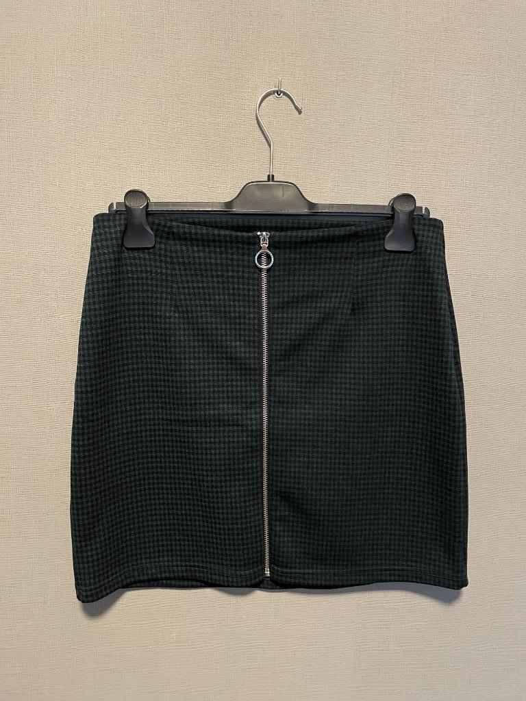 Zwart-groen geruite rok met decoratieve rits (M), Taille 38/40 (M), Enlèvement ou Envoi, Au-dessus du genou, Comme neuf