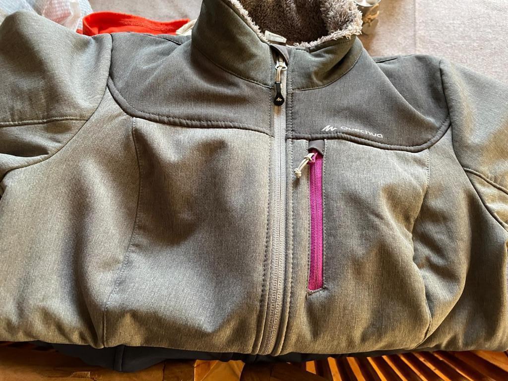 softshell Decatlon maat M, Maat 38/40 (M), Ophalen of Verzenden, Zo goed als nieuw, Grijs