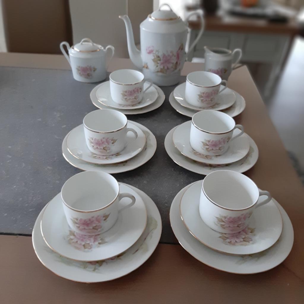 Limonges koffie- en eetservies, Antiek en Kunst, Ophalen