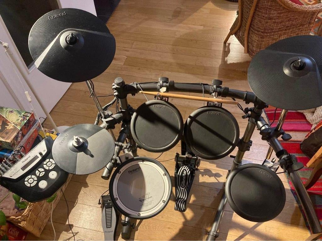 Batterie Elec. ROLAND V-DRUMS TD-6KW (prix négociable), Enlèvement, Utilisé, Roland