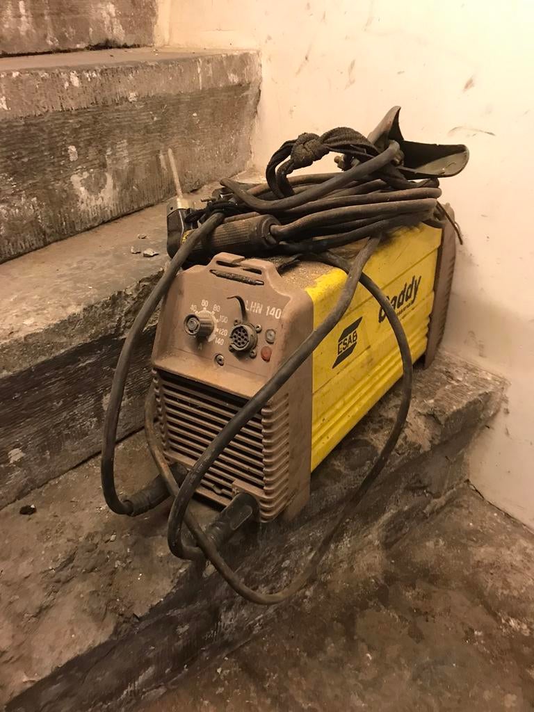 Poste à souder esab caddy, Utilisé