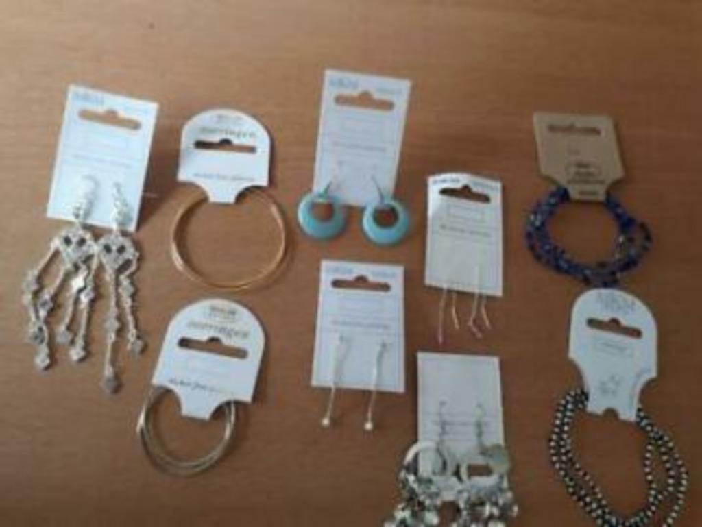 juwelen (15 stuks), Ophalen of Verzenden, Nieuw, Overige kleuren, Overige materialen