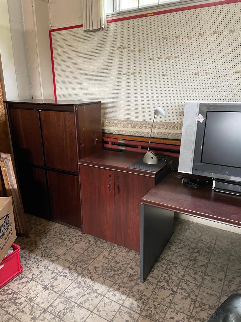 Complete bureau inclusief lederen bureaustoel, Ophalen, Gebruikt