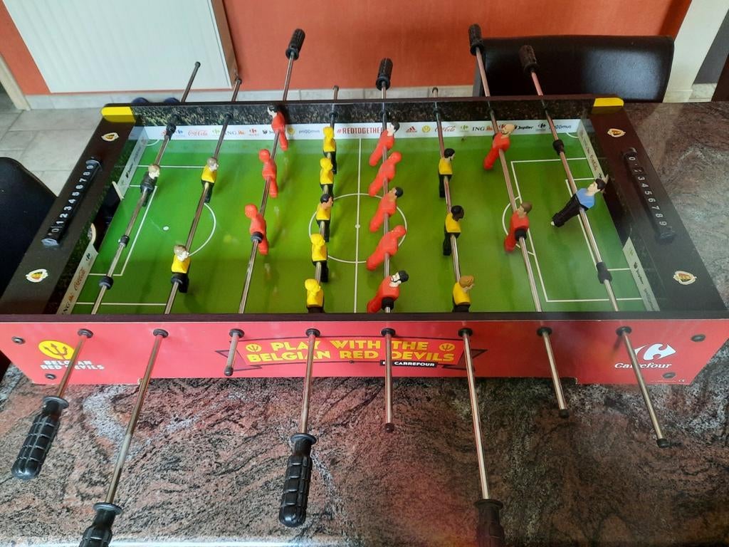 Tafel voetbalspel, De Rode Duivels, in perfecte staat, Ophalen, Zo goed als nieuw
