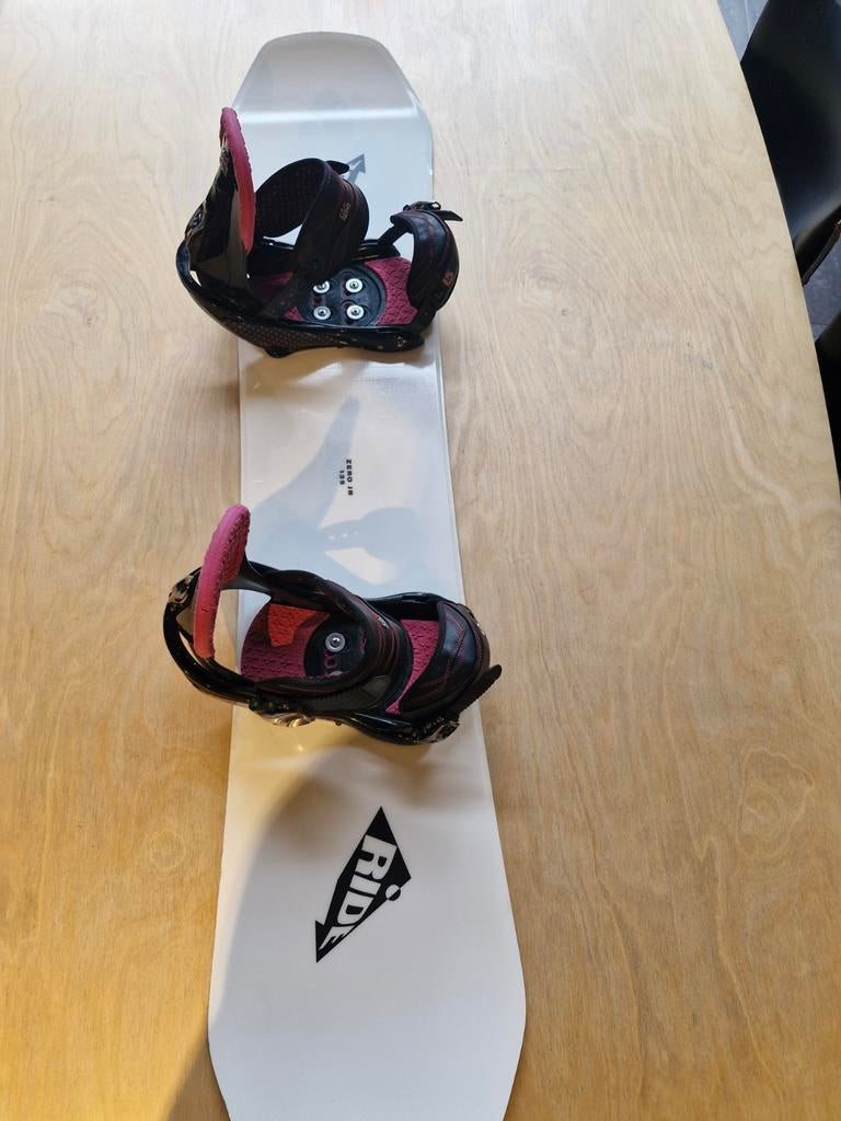 Ride zero 135 met Burton Lexa bindingen., Sport en Fitness, Ophalen, Bindingen