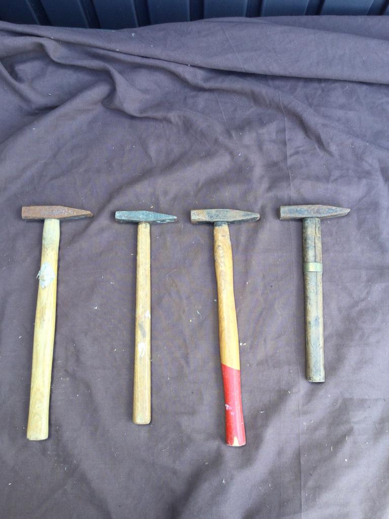 4 kleine hamers. Samen voor 16 euro., Antiek en Kunst, Antiek | Gereedschap en Instrumenten, Ophalen of Verzenden